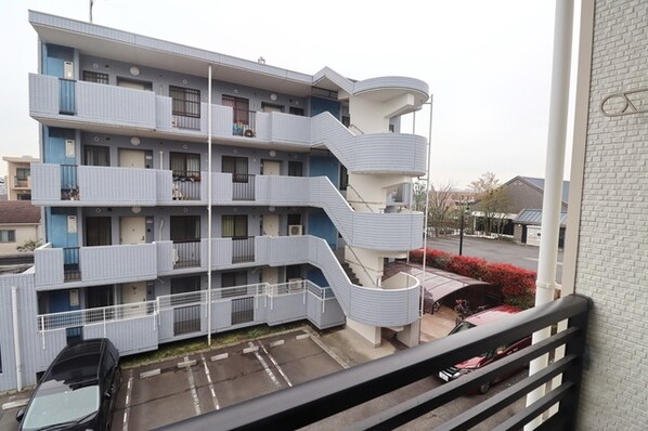 レオネクストカミオンダの物件内観写真